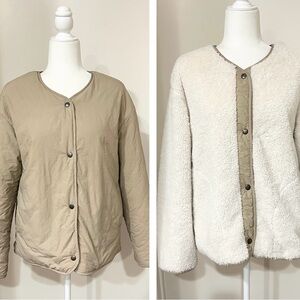 Uniqlo Pile Lined Fleece Quilted Reversible Jacket Small oversized beige/cream